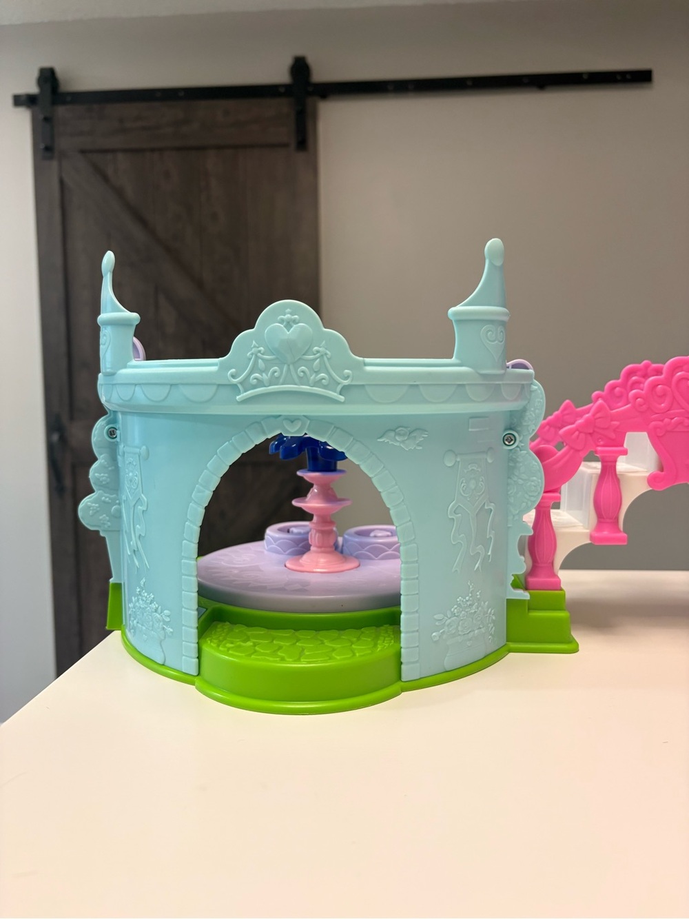 Fisher-Price Little People Disney Princess Garden Tea Party playset HTF - Picture 8 of 10